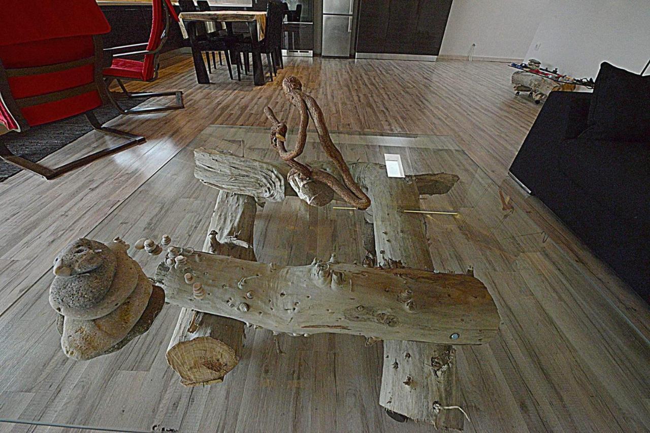 Wood Metal Glass Kontokali Eksteriør bilde